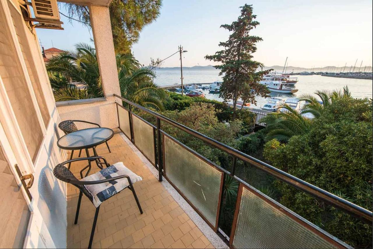 Amazing Seaview Apartment With A Balcony Near The Beach - Kneza Trpimira I ซาดาร์ ภายนอก รูปภาพ