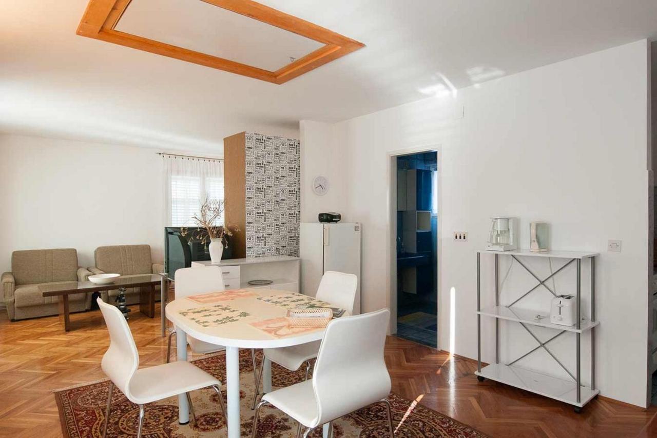 Amazing Seaview Apartment With A Balcony Near The Beach - Kneza Trpimira I ซาดาร์ ภายนอก รูปภาพ